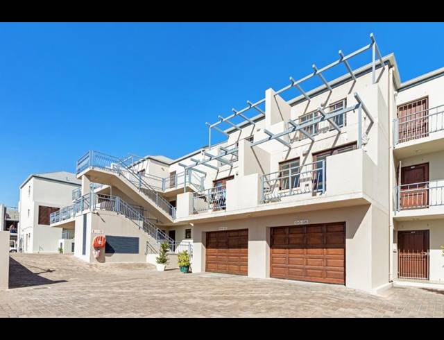 2 BEDROOM APARTMENT FOR SALE IN SEA POINT